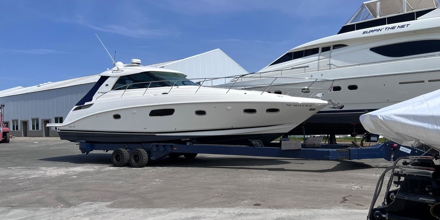 Sea Ray 450 Sundancer