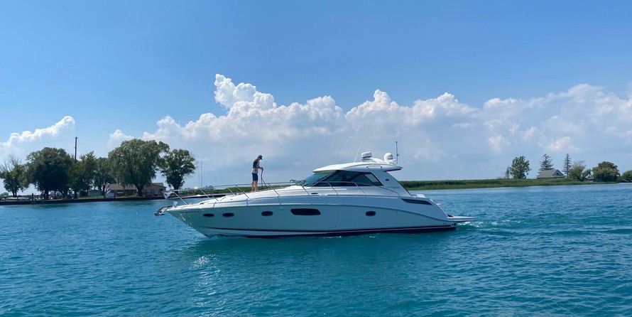 Sea Ray 450 Sundancer