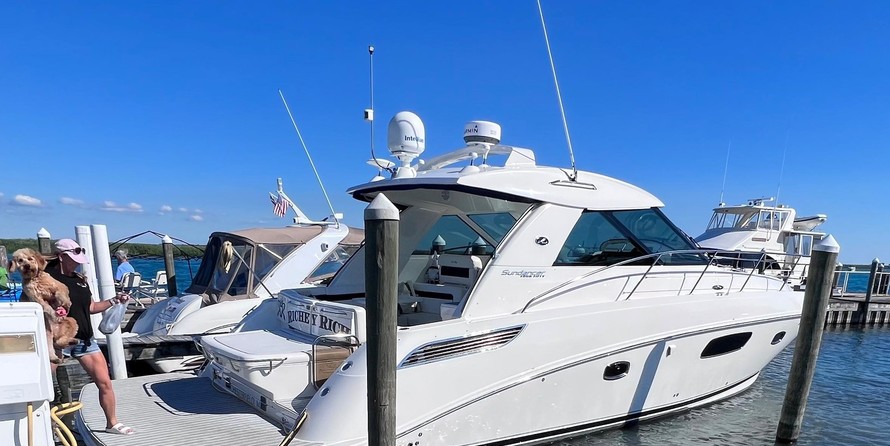 Sea Ray 450 Sundancer