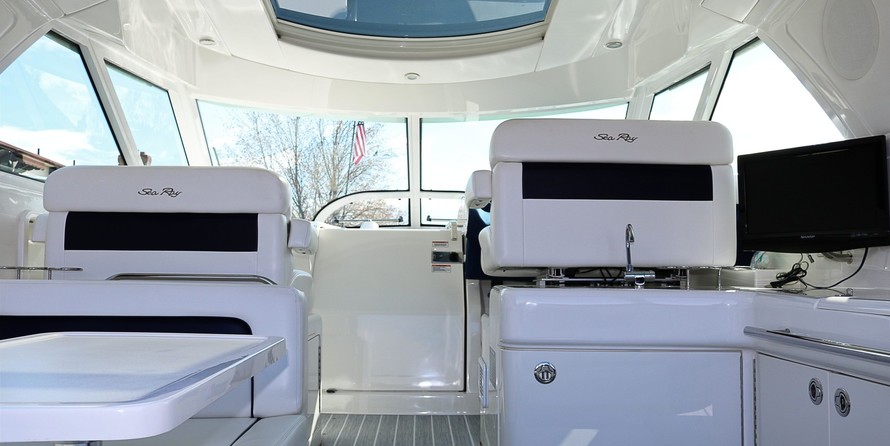 Sea Ray 450 Sundancer