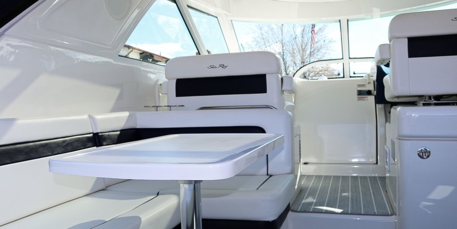 Sea Ray 450 Sundancer