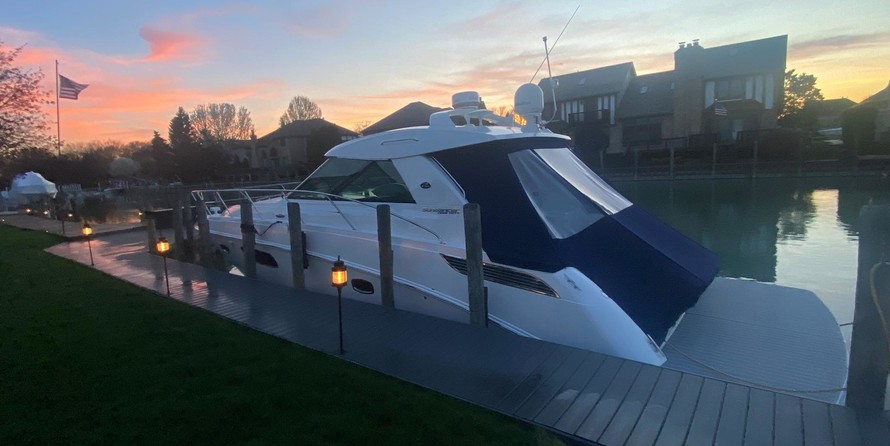 Sea Ray 450 Sundancer