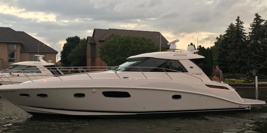 Sea Ray 450 Sundancer