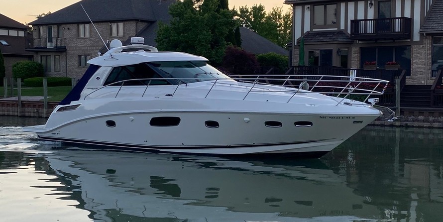 Sea Ray 450 Sundancer