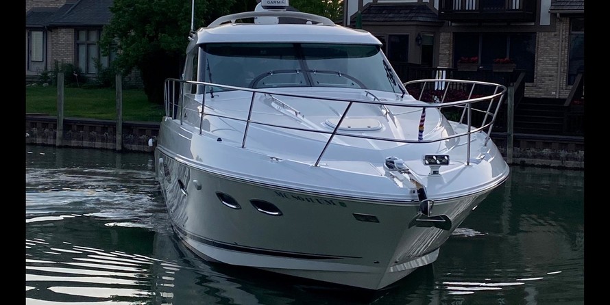 Sea Ray 450 Sundancer
