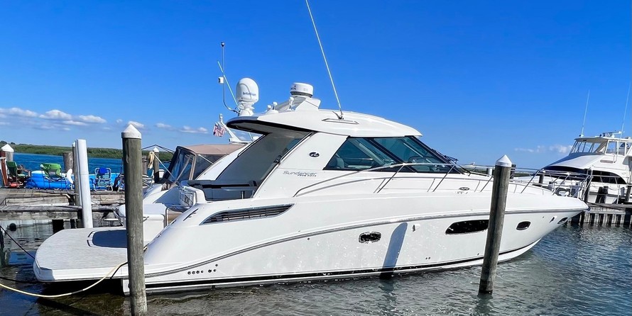 Sea Ray 450 Sundancer