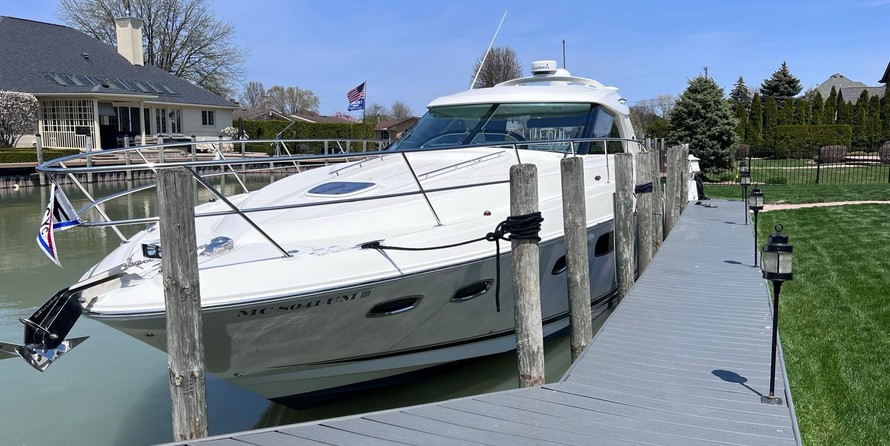Sea Ray 450 Sundancer