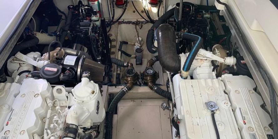 Sea Ray 450 Sundancer