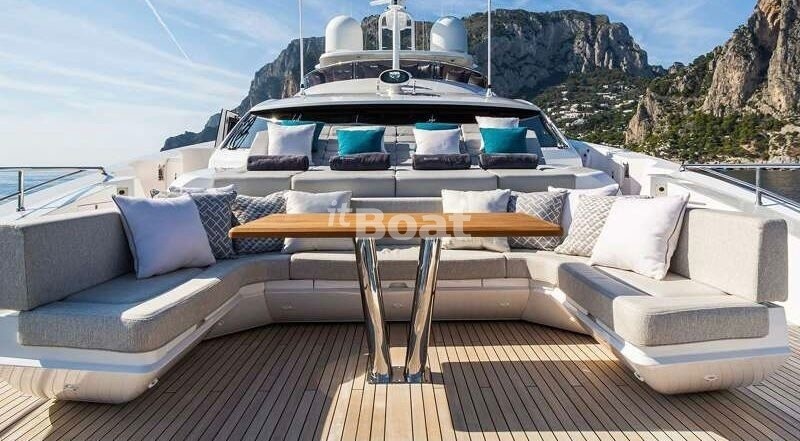 Sunseeker 131 Yacht