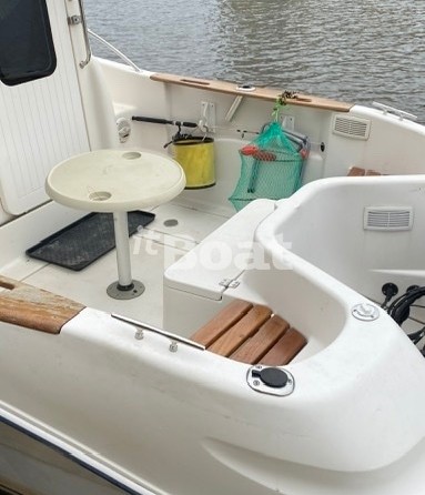 Quicksilver 555 Pilothouse