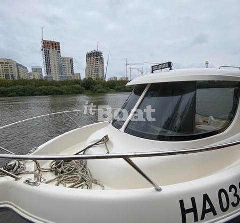 Quicksilver 555 Pilothouse