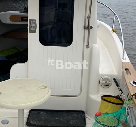 Quicksilver 555 Pilothouse