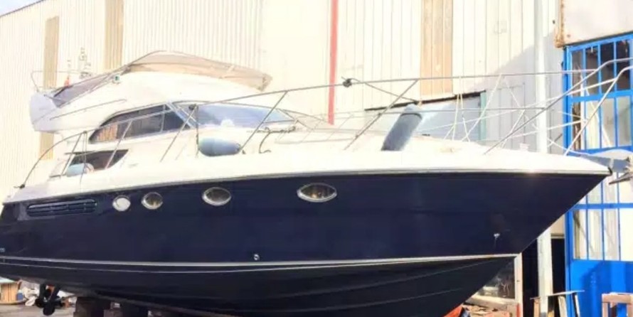 Fairline 42 Squadron