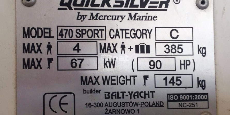 Quicksilver Activ 470 Cabin