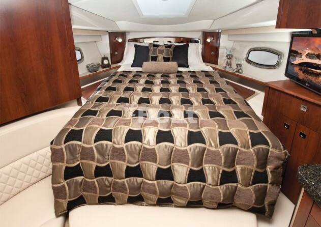 Chaparral 310 Signature