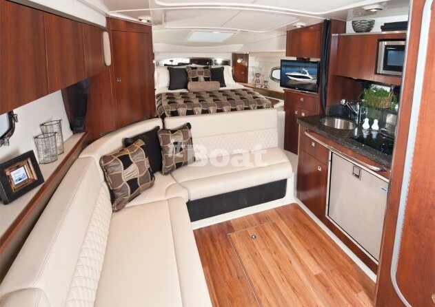 Chaparral 310 Signature