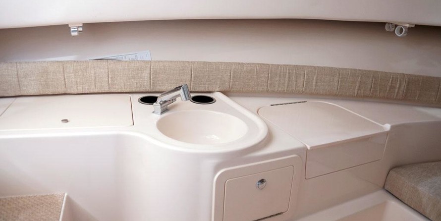 Grady-White Gulfstream 232