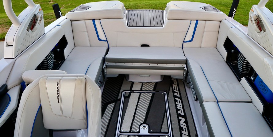 Super Air Nautique G23