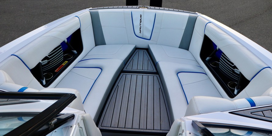 Super Air Nautique G23