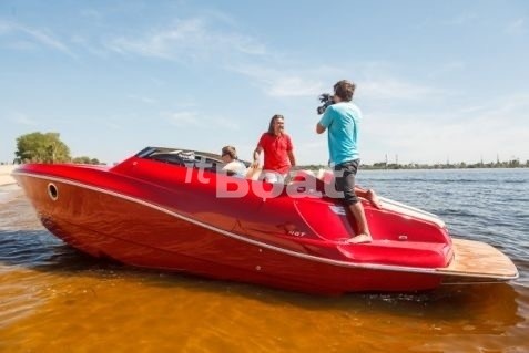 Velvette Performance boat NGT 27