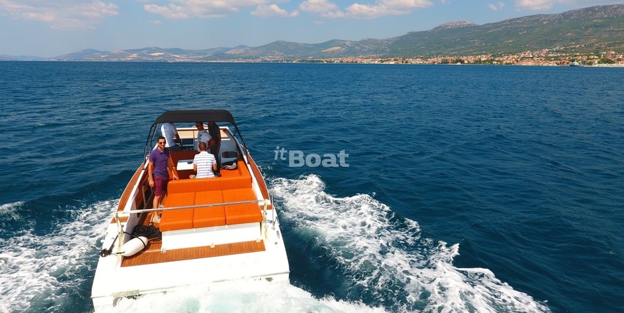 Velvette Cruiser 33 Intelligent