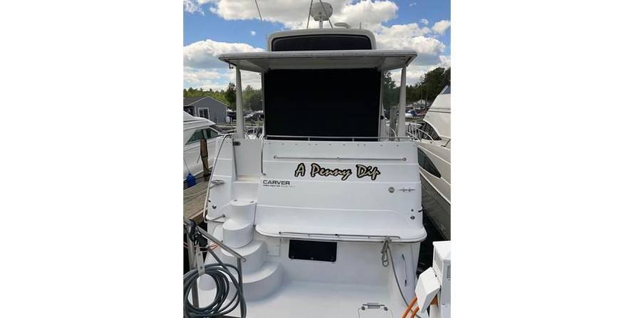 Carver 346 Motor Yacht