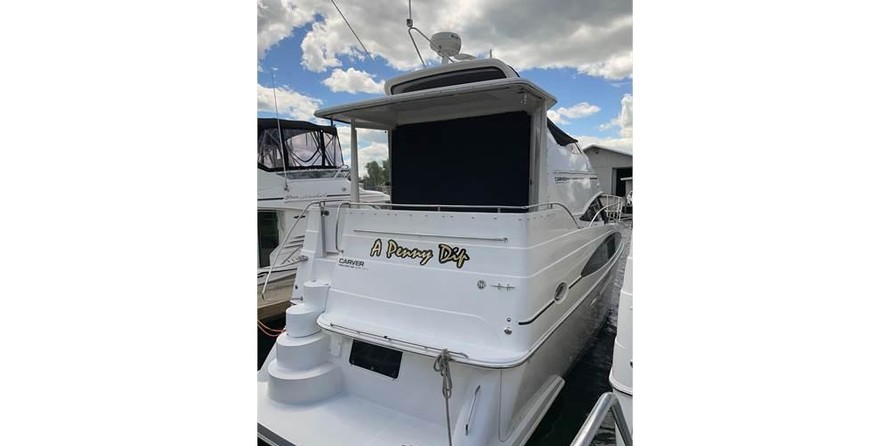 Carver 346 Motor Yacht