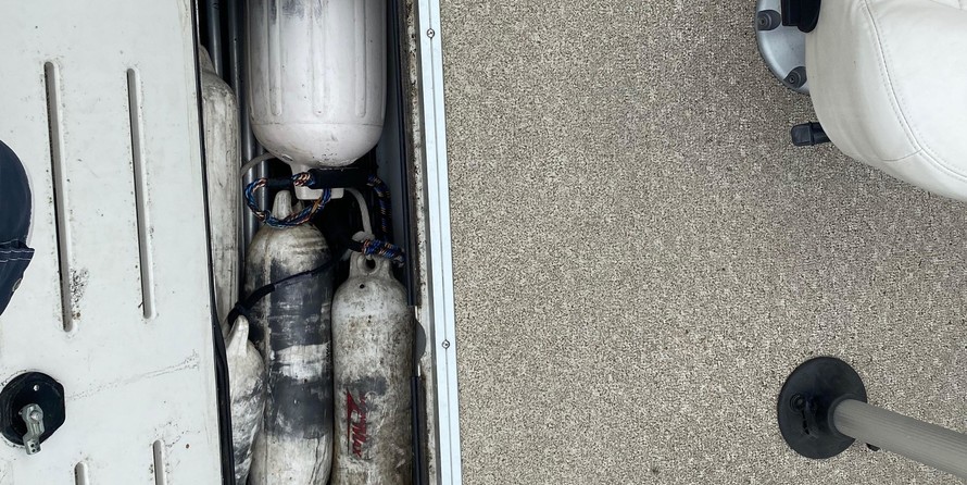 Premier Pontoons Boundary Waters 310 Sky Deck