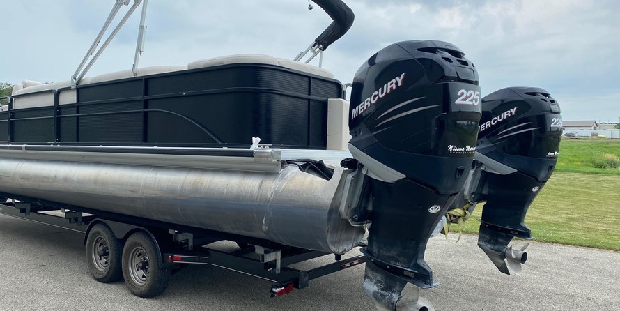 Premier Pontoons Boundary Waters 310 Sky Deck