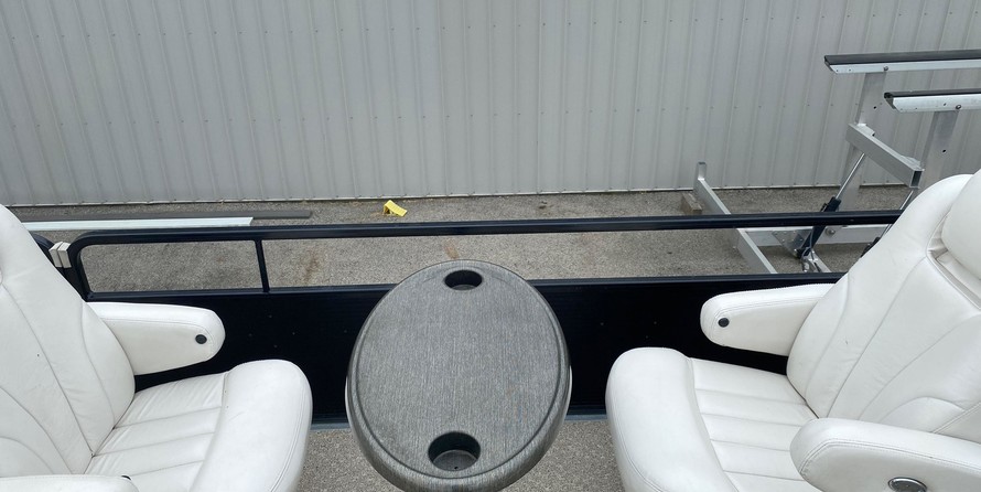 Premier Pontoons Boundary Waters 310 Sky Deck