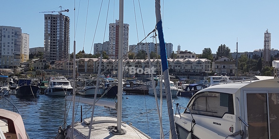 AB Yachts 100