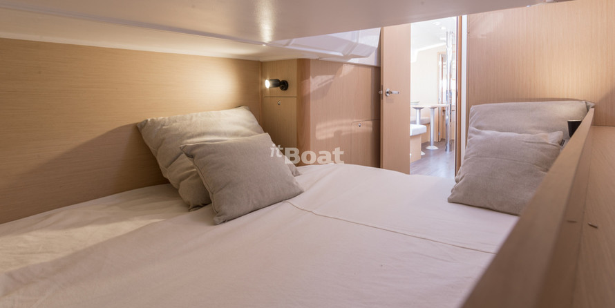 Beneteau Oceanis 38.1