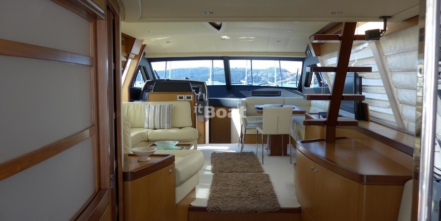 Ferretti 630