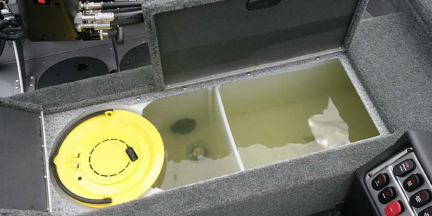 Lund Boats 1875 Pro Guide