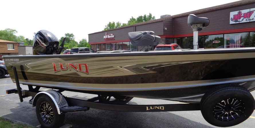 Lund Boats 1875 Pro Guide