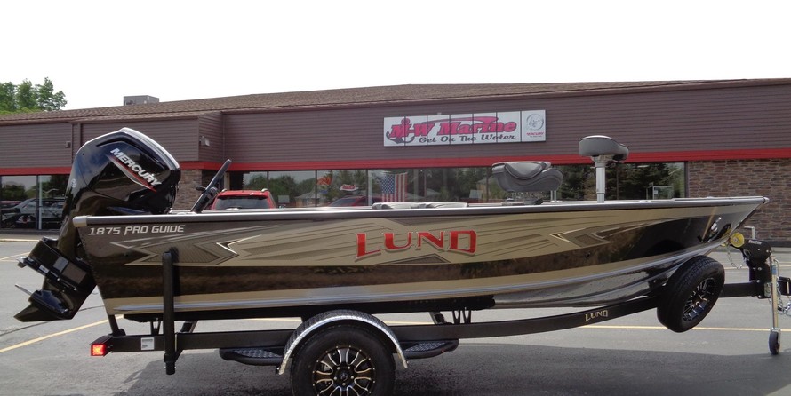 Lund Boats 1875 Pro Guide