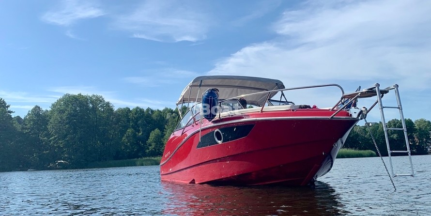 Velvette Cuddy cabin 24 Euphoria