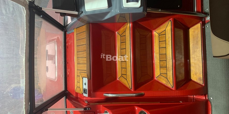 Velvette Cuddy cabin 24 Euphoria