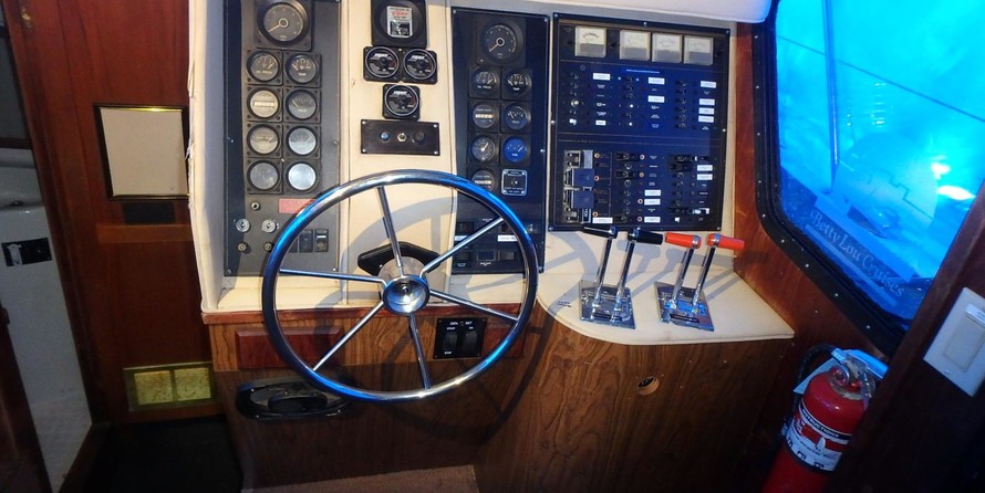 Bluewater yachts 42 coastal cruiser