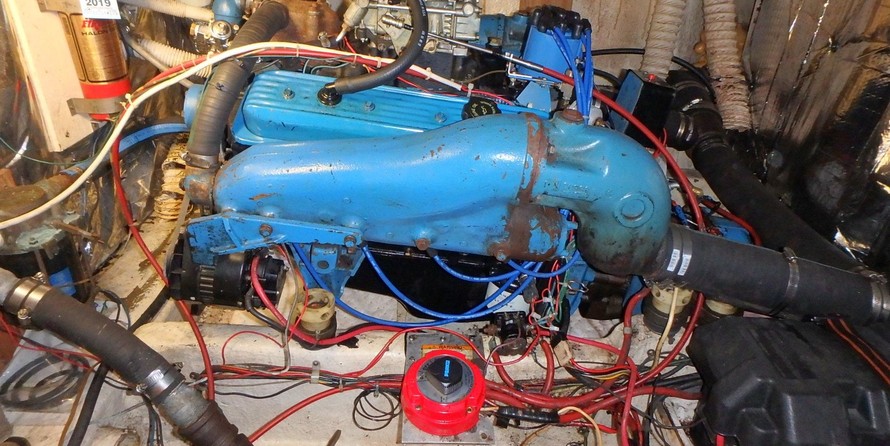 Bluewater yachts 42 coastal cruiser