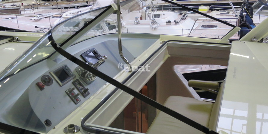 Contest Yachts 52MC Flybridge