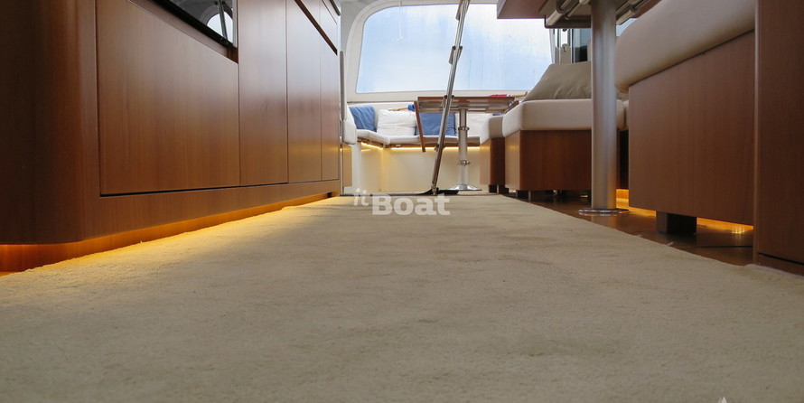 Contest Yachts 52MC Flybridge