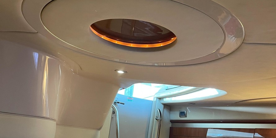 Sea Ray Sundancer 520