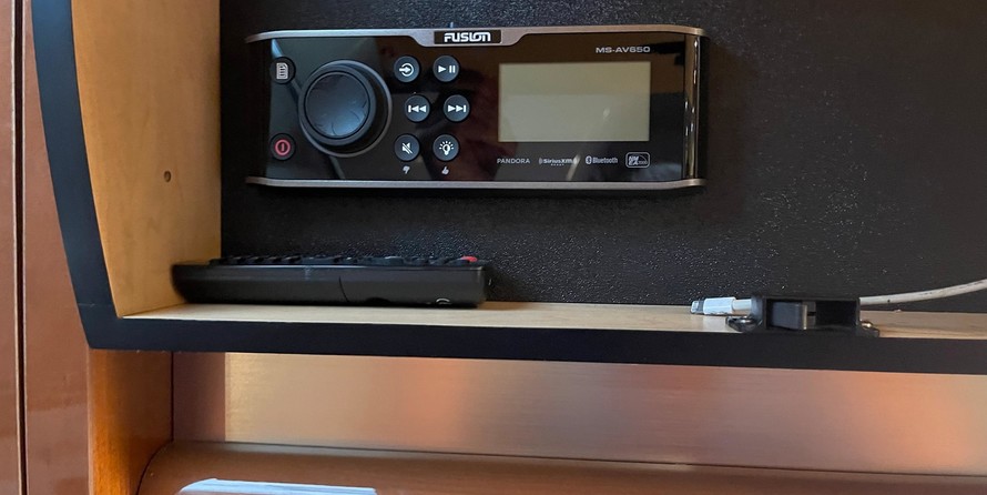 Sea Ray Sundancer 520