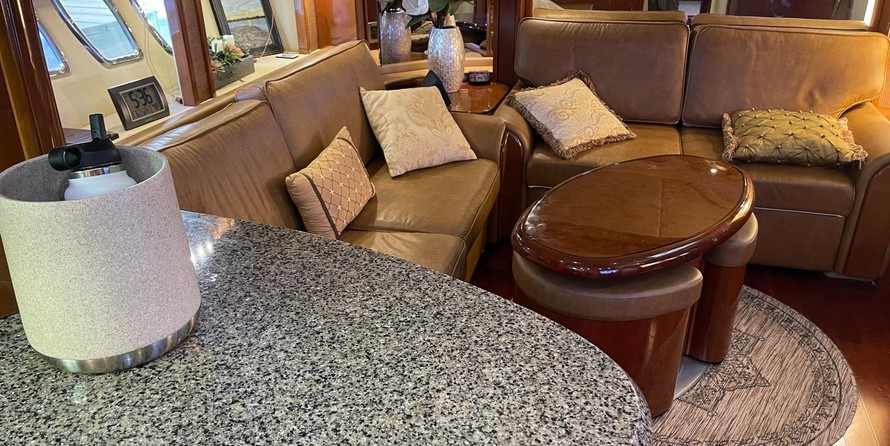 Sea Ray Sundancer 520