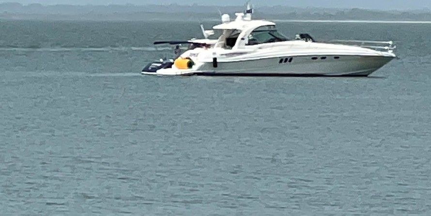 Sea Ray Sundancer 520