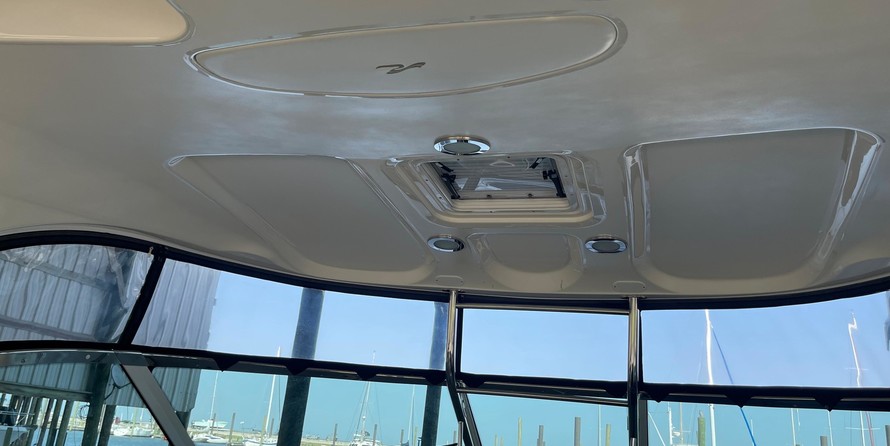 Sea Ray Sundancer 520