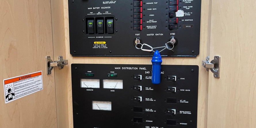 Sea Ray Sundancer 520