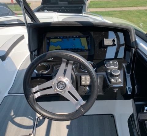 Yamaha 242 LIMITED S E-SERIES