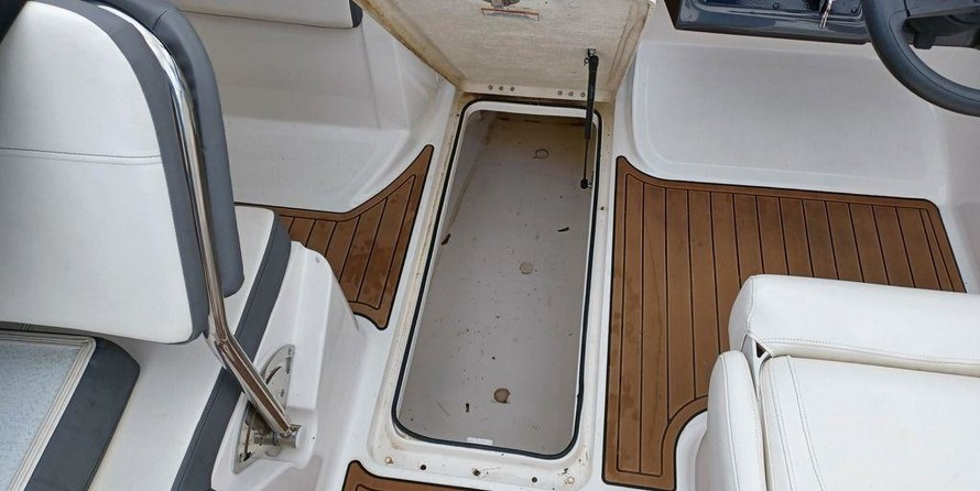 Bayliner VR5 BOWRIDER